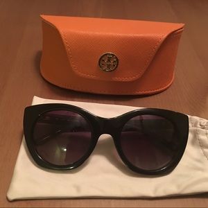 Tory Burch TY7097 black sunglasses